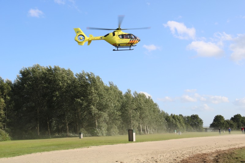 Ongeval met letsel op Bennekomsekade in Bennekom, traumaheli gealarmeerd - Vimarsana News